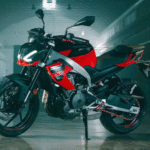 Aprilia Tuono 457 – 3.95 लाख में 457cc इंजन और 47.6 BHP पावर के साथ दमदार परफॉर्मेंस