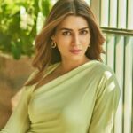 Kriti Sanon Net Worth 2025: Film, Endorsement Aur Investments Ki Jankari