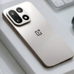 OnePlus 15 Review: 12GB RAM, 256GB Storage, 50MP Dual Camera, 7300mAh Battery & 50W Fast Charging in just ₹72,999