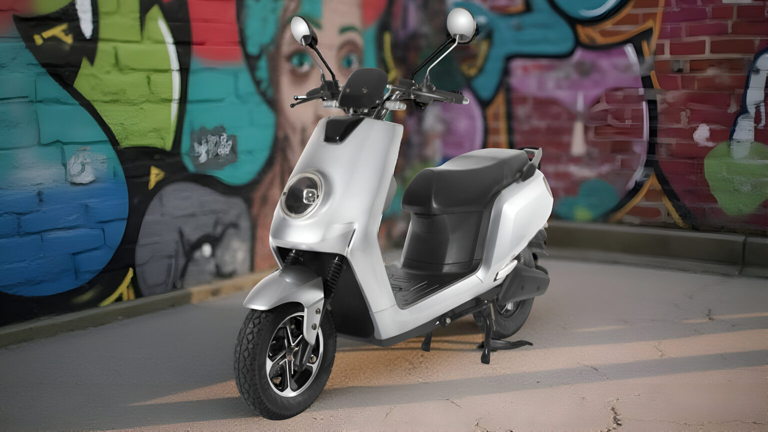 Joy e-Bike Glob delivers 250W power, a safe 25 km/h top speed, up to 60 km range, and 3.5 hours charging, all starting at just ₹70,000
