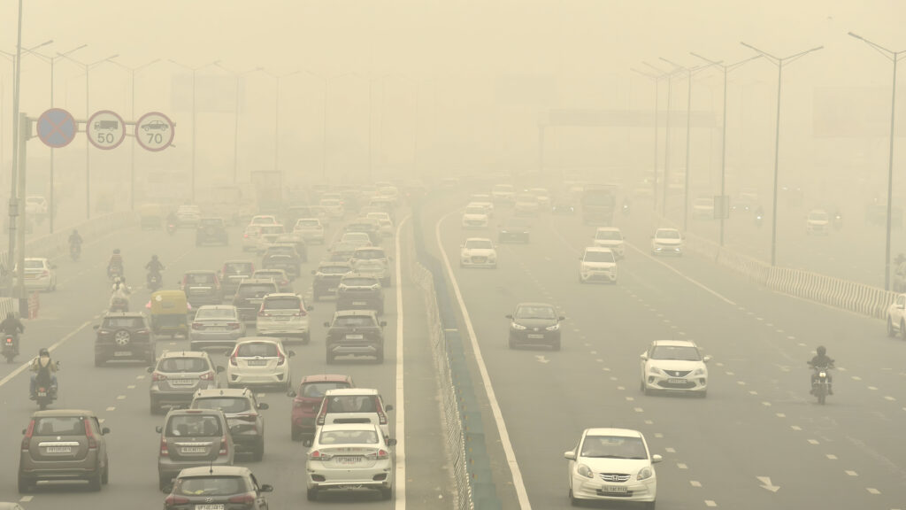 Delhi’s Air Quality Threatened Primarily by Vehicles, Study Finds